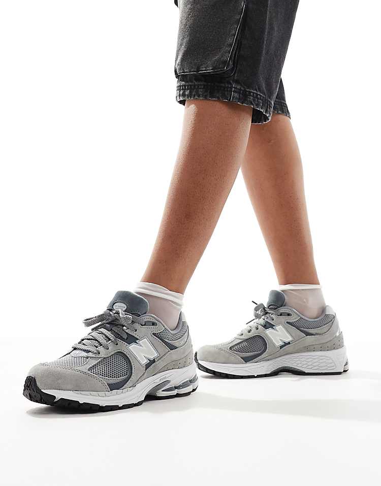 https://images.asos-media.com/products/new-balance-2002-sneakers-in-gray-multi/203636401-4?$n_750w$&wid=750&fit=constrain