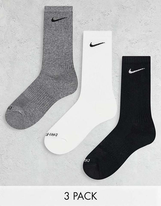 https://images.asos-media.com/products/nike-training-everyday-plus-cushioned-3-pack-crew-socks-in-white-gray-and-black/204497603-1-multi?$n_750w$&wid=750&fit=constrain