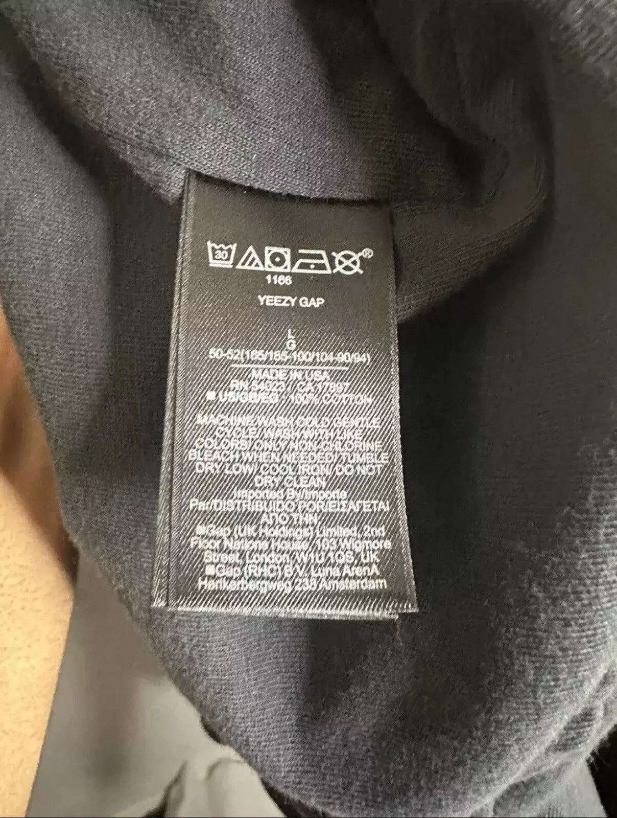 ️New Yeezy Gap Engineered by Balenciaga Dove Hoodie WASHED BLACK Size LARGE️